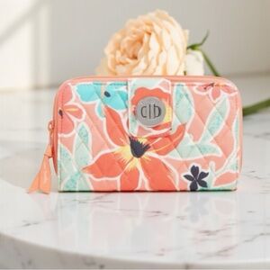 🪸VERA BRADLEY🪸Rain Forest Lily Coral RFID Turnlock Wallet in Cotton/NWT
